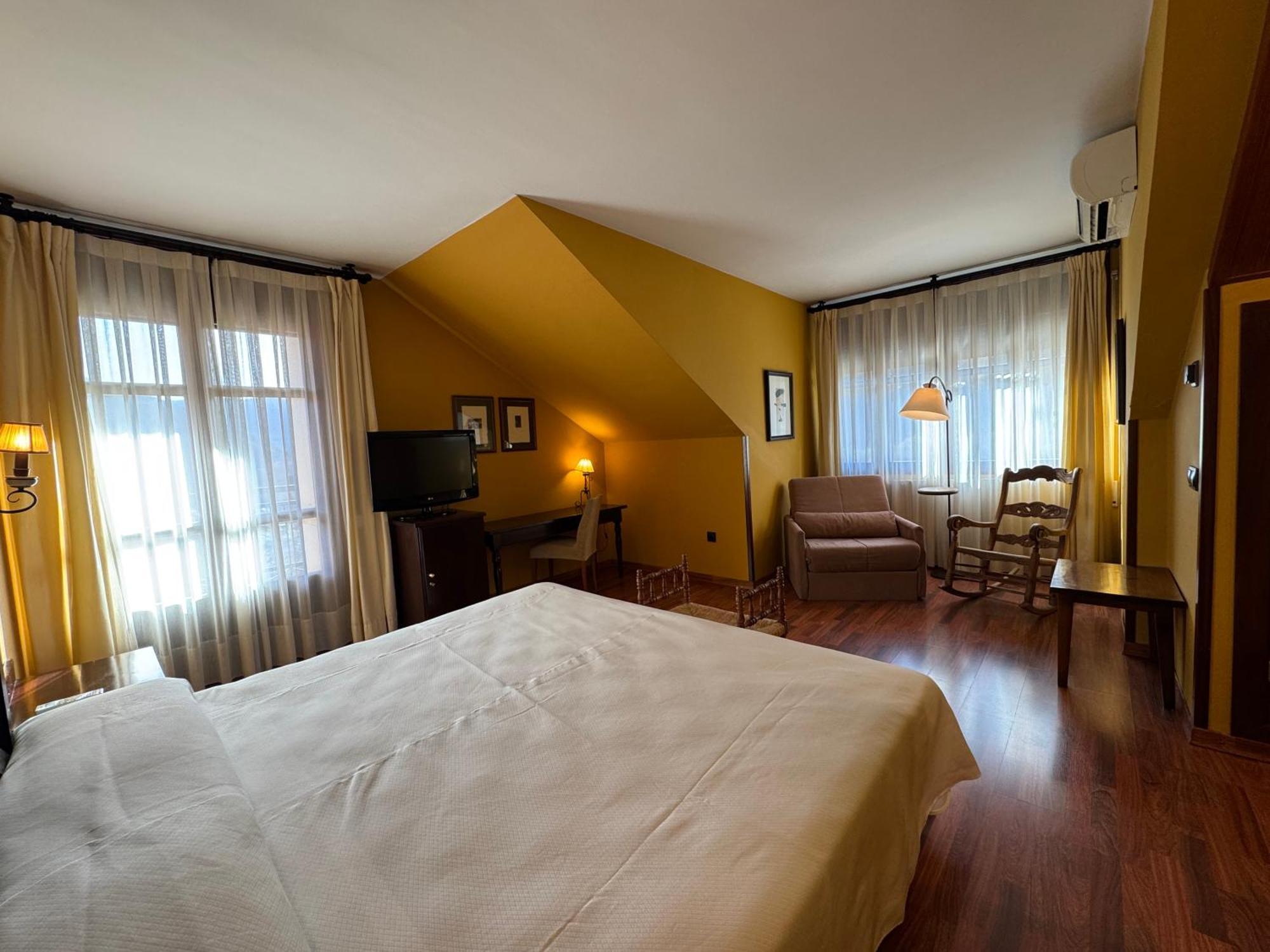 Hotel Cotiella Campo  Eksteriør bilde