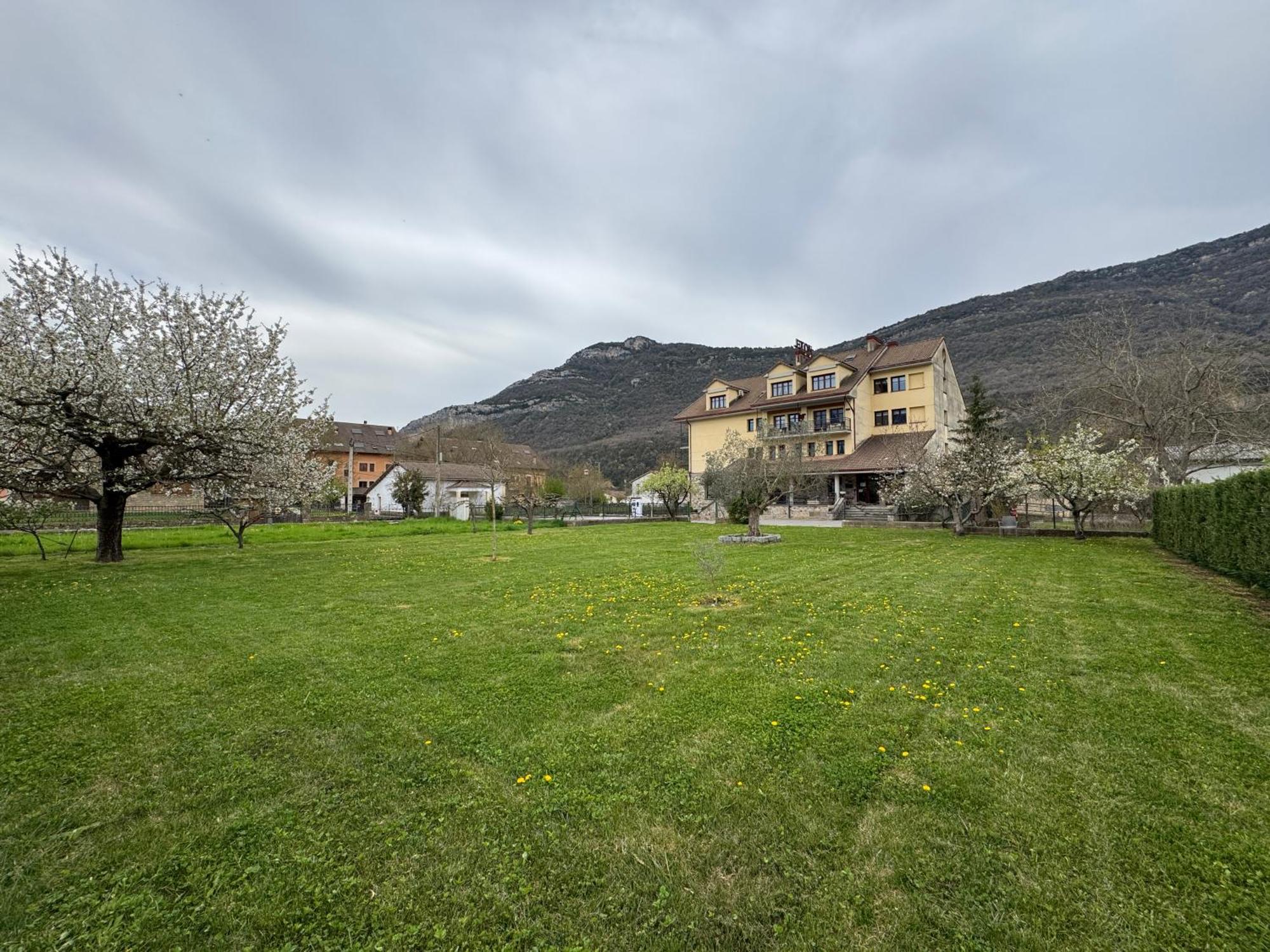 Hotel Cotiella Campo  Eksteriør bilde